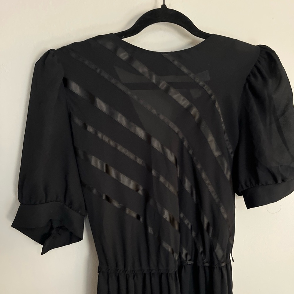 Vintage Leslie Fay dress.